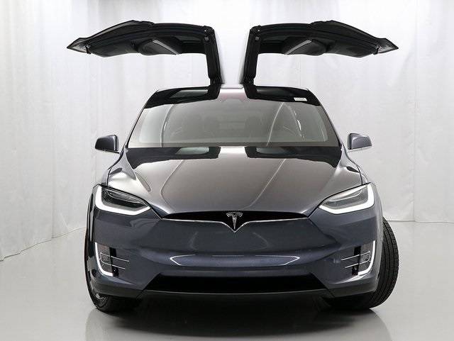 2019 Tesla Model X 5YJXCBE45KF186135