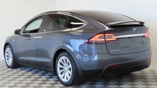 2016 Tesla Model X 5YJXCAE26GF005009