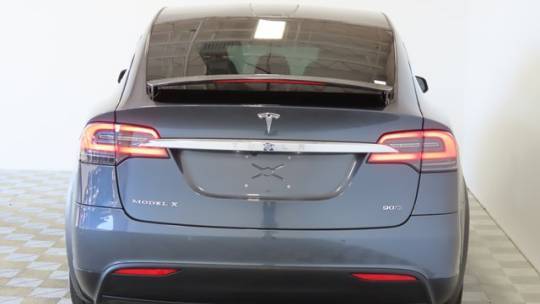 2016 Tesla Model X 5YJXCAE26GF005009
