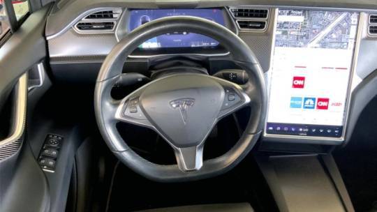 2016 Tesla Model X 5YJXCBE24GF018122