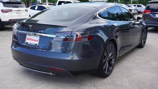 2016 Tesla Model S 5YJSA1E47GF136886