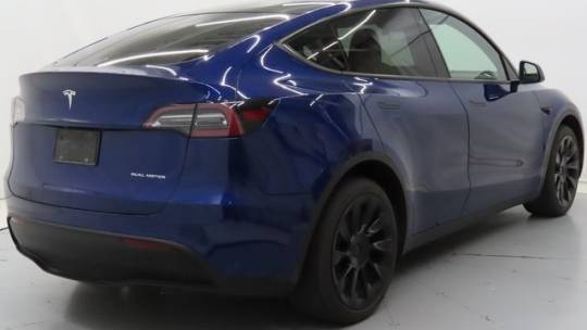 2020 Tesla Model Y 5YJYGDEE0LF008549