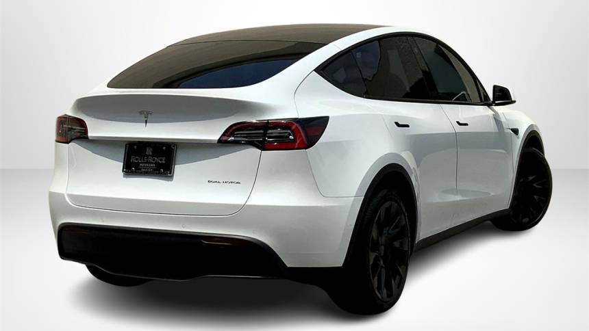2021 Tesla Model Y 5YJYGDEE3MF087751