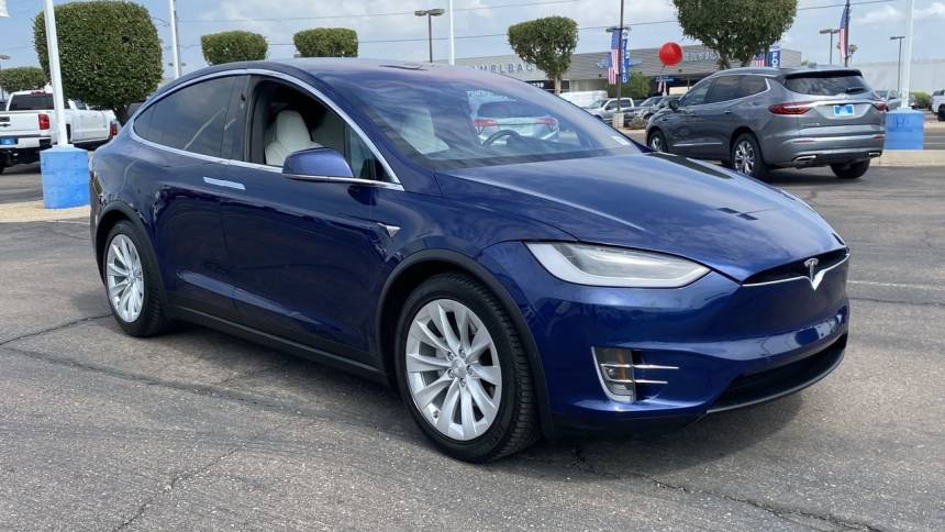 2018 Tesla Model X 5YJXCDE29JF127002