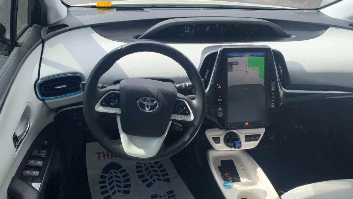 2018 Toyota Prius Prime JTDKARFP1J3068368
