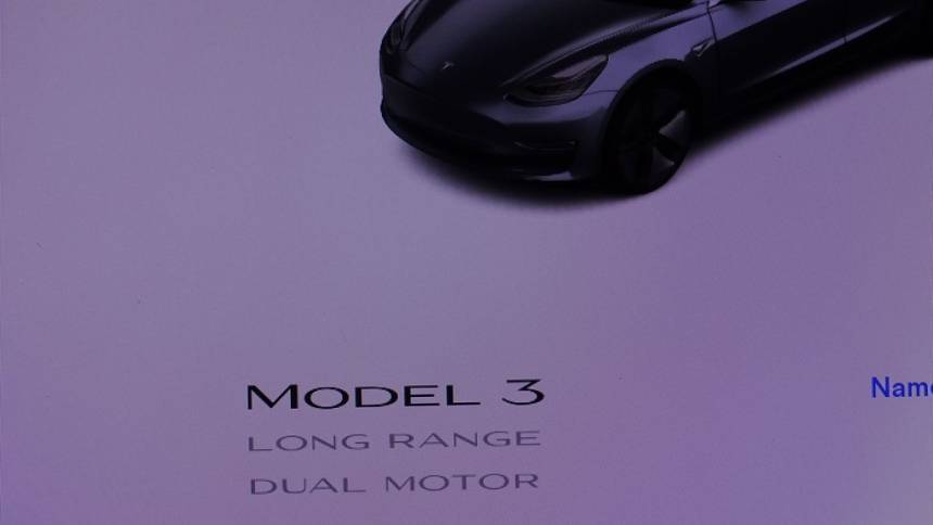 2018 Tesla Model 3 5YJ3E1EB5JF130437