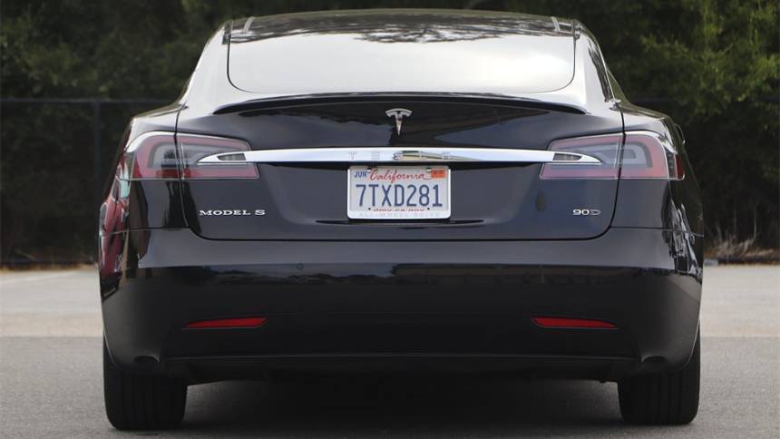 2016 Tesla Model S 5YJSA1E21GF144965