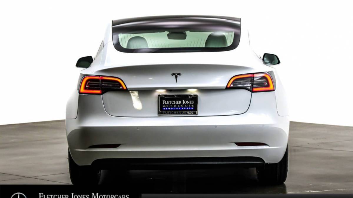 2019 Tesla Model 3 5YJ3E1EA1KF486182
