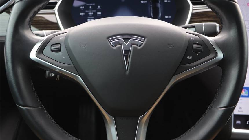 2016 Tesla Model S 5YJSA1E21GF144965