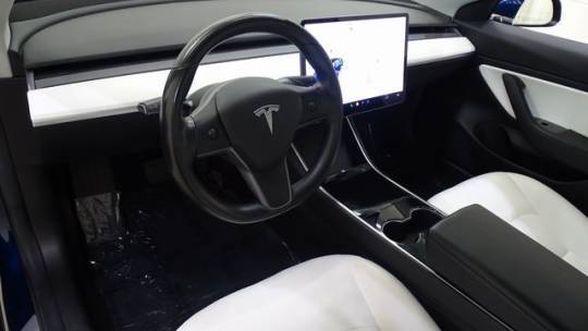 2019 Tesla Model 3 5YJ3E1EB9KF392124