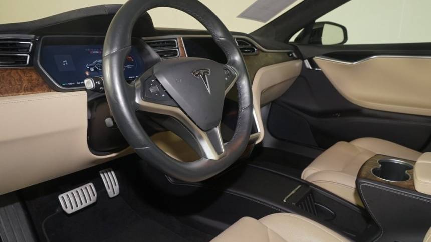 2016 Tesla Model S 5YJSA1E49GF157688
