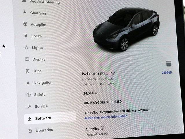 2020 Tesla Model Y 5YJYGDEE6LF018180