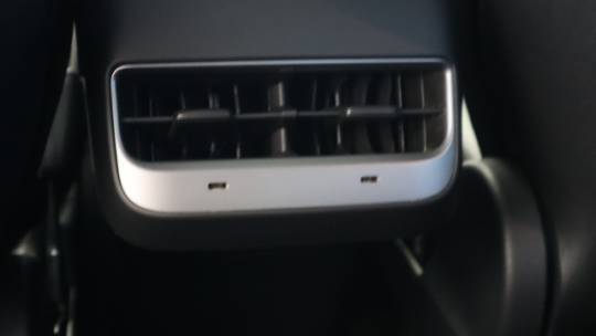 2021 Tesla Model Y 5YJYGDEE6MF138661