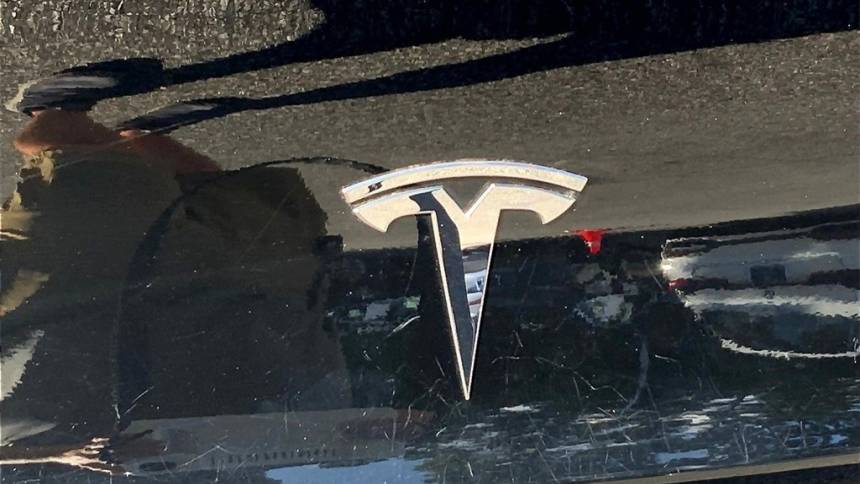 2019 Tesla Model 3 5YJ3E1EB9KF199956