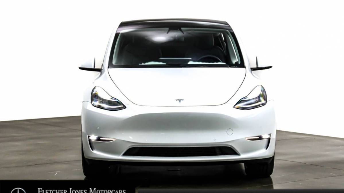 2021 Tesla Model Y 5YJYGDEE4MF284492