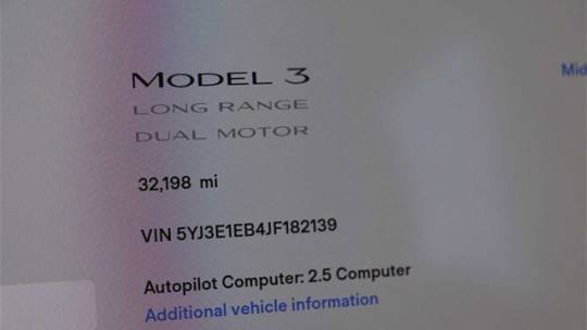 2018 Tesla Model 3 5YJ3E1EB4JF182139