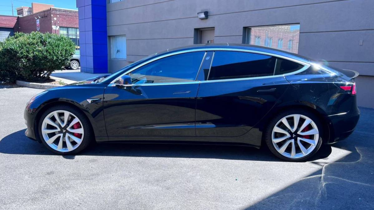 2019 Tesla Model 3 5YJ3E1EB5KF231530