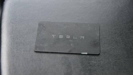 2018 Tesla Model 3 5YJ3E1EA1JF033615