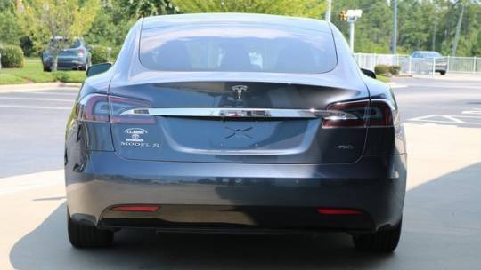 2018 Tesla Model S 5YJSA1E23JF266735