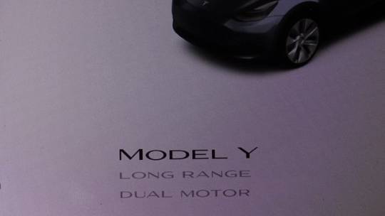 2021 Tesla Model Y 5YJYGDEE8MF068855