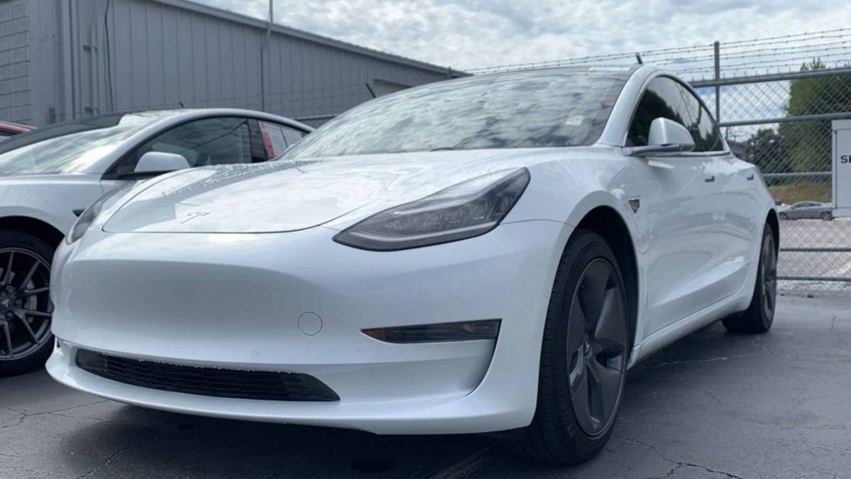 2019 Tesla Model 3 5YJ3E1EA8KF485076