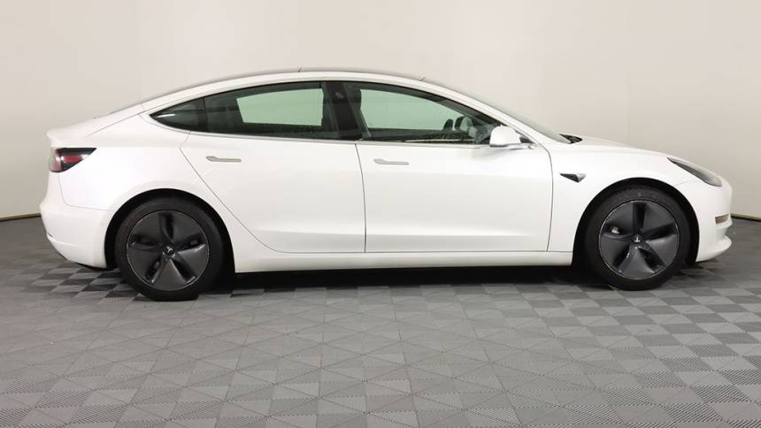 2020 Tesla Model 3 5YJ3E1EAXLF707151