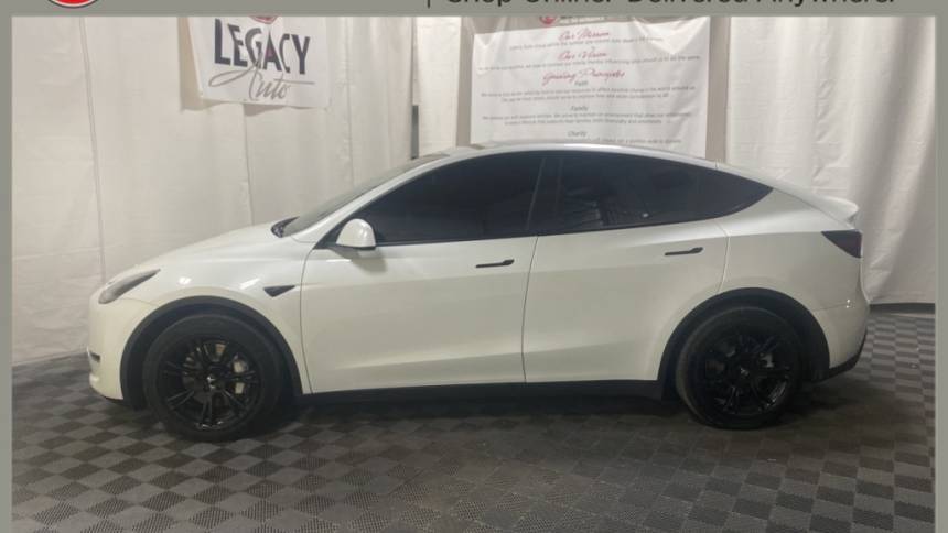 2020 Tesla Model Y 5YJYGDEE6LF050899