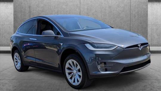 2019 Tesla Model X 5YJXCDE48KF161242