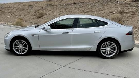 2014 Tesla Model S 5YJSA1S19EFP50040