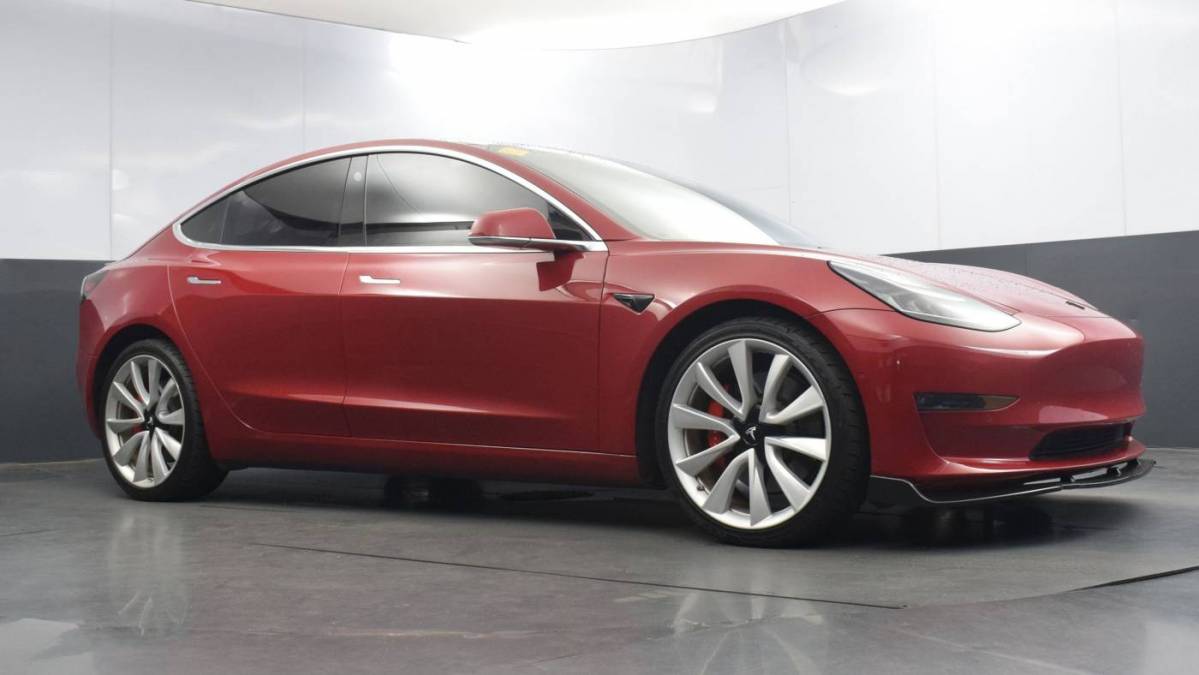 2018 Tesla Model 3 5YJ3E1EB8JF072789