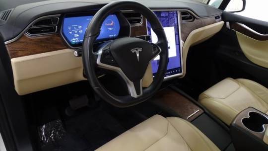 2017 Tesla Model X 5YJXCBE29HF054664