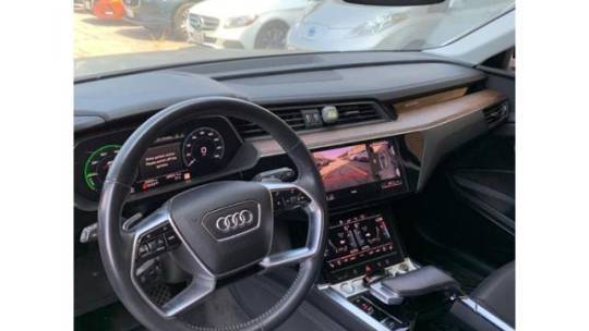 2019 Audi e-tron WA1LAAGE2KB023203