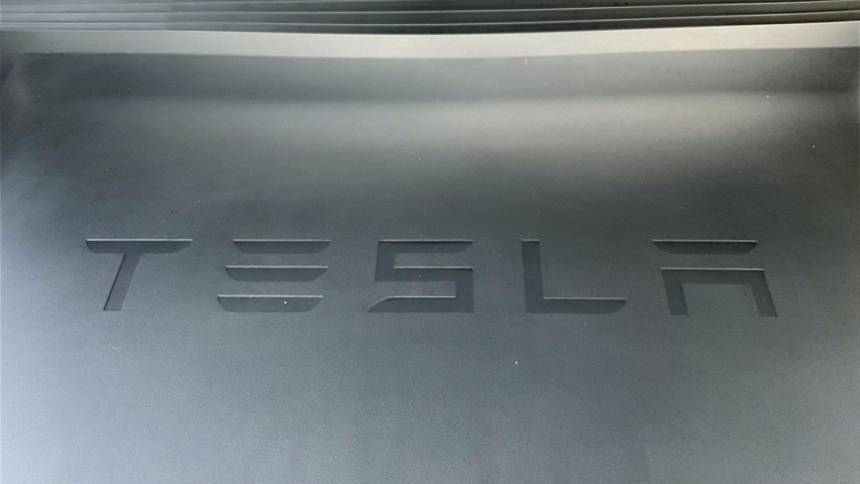 2018 Tesla Model S 5YJSA1E27JF291329