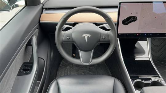 2019 Tesla Model 3 5YJ3E1EB1KF432390