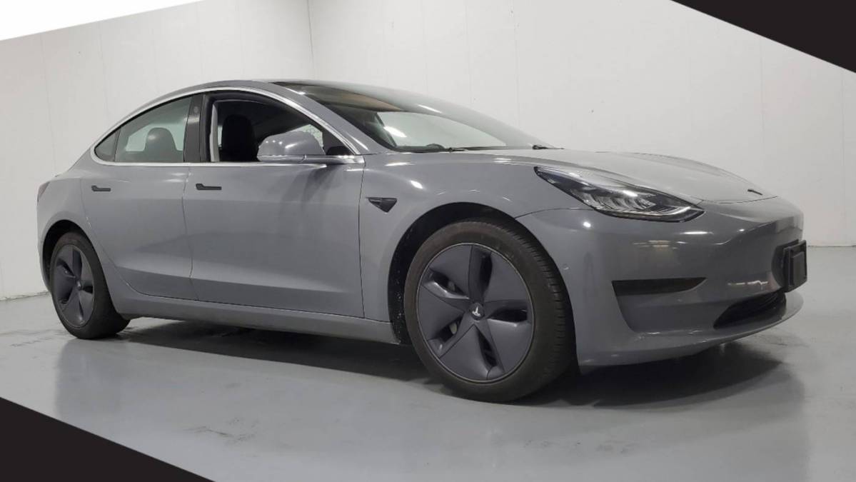 2019 Tesla Model 3 5YJ3E1EB7KF469752