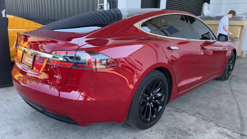 2016 Tesla Model S 5YJSA1E29GF154868