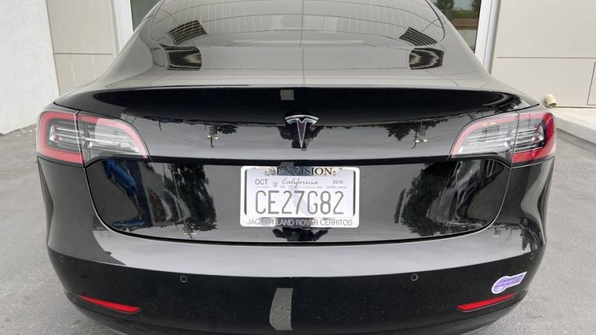 2018 Tesla Model 3 5YJ3E1EA9JF156367