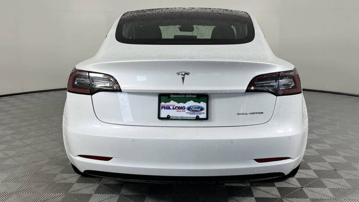 2019 Tesla Model 3 5YJ3E1EB4KF199654