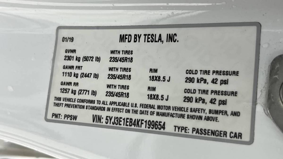2019 Tesla Model 3 5YJ3E1EB4KF199654