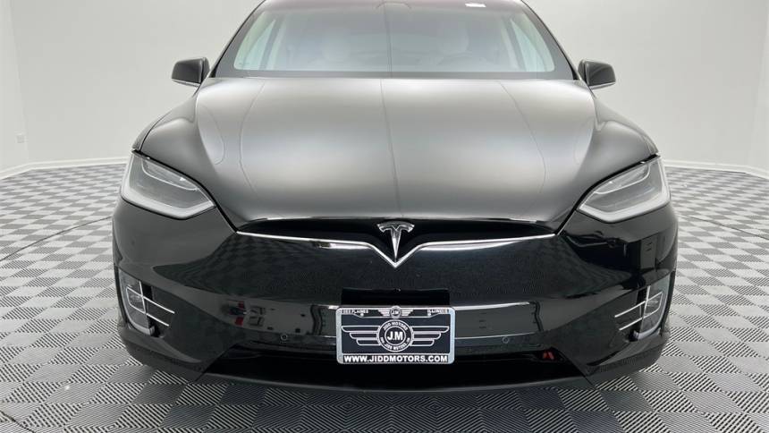 2019 Tesla Model X 5YJXCDE28KF151938