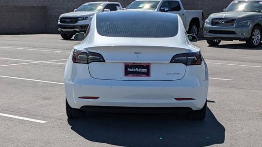 2018 Tesla Model 3 5YJ3E1EB7JF135686