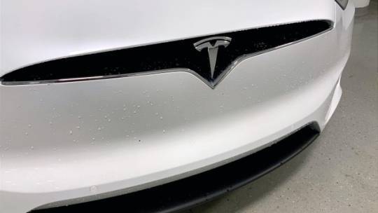 2018 Tesla Model X 5YJXCDE24JF135931