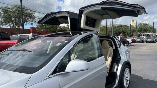 2016 Tesla Model X 5YJXCBE20GF021146