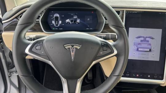2016 Tesla Model X 5YJXCBE20GF021146