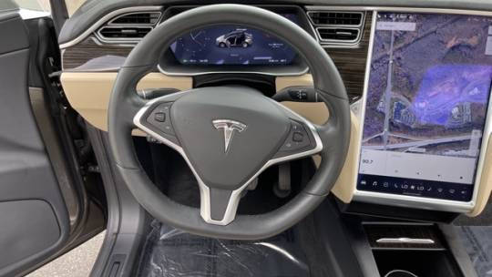 2016 Tesla Model X 5YJXCBE26GF015433