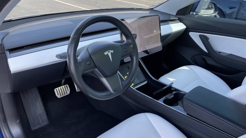 2018 Tesla Model 3 5YJ3E1EB5JF080851