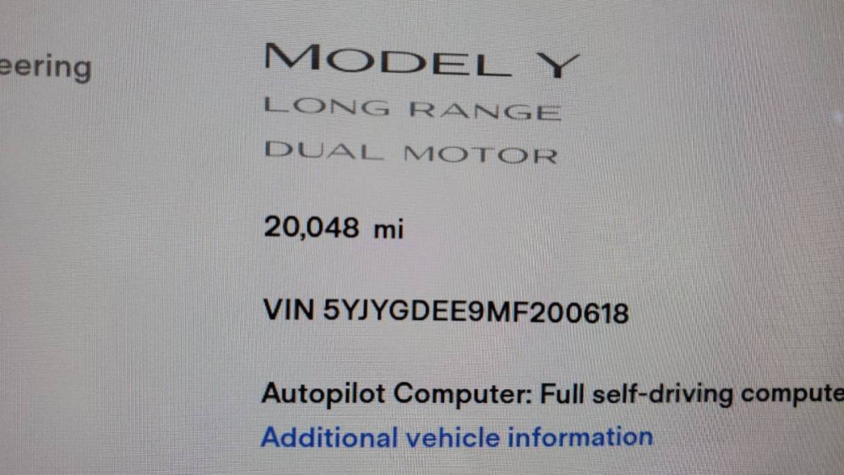 2021 Tesla Model Y 5YJYGDEE9MF200618