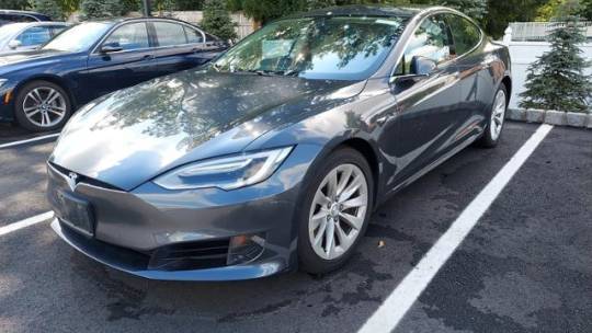 2017 Tesla Model S 5YJSA1E10HF179392