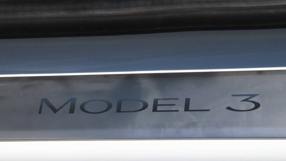 2019 Tesla Model 3 5YJ3E1EBXKF481538