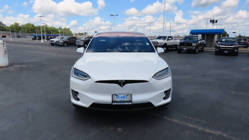 2018 Tesla Model X 5YJXCBE21JF096686